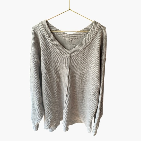 Aerie Wonder Textured Oversized V-Neck Pullover Sweatshirt Grey - Picture 4 of 4